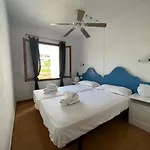 شقة Lovely Hideaway With Pool And White أرينال دو ان كاسيل