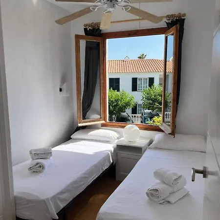 公寓 Lovely Hideaway With Pool And White *